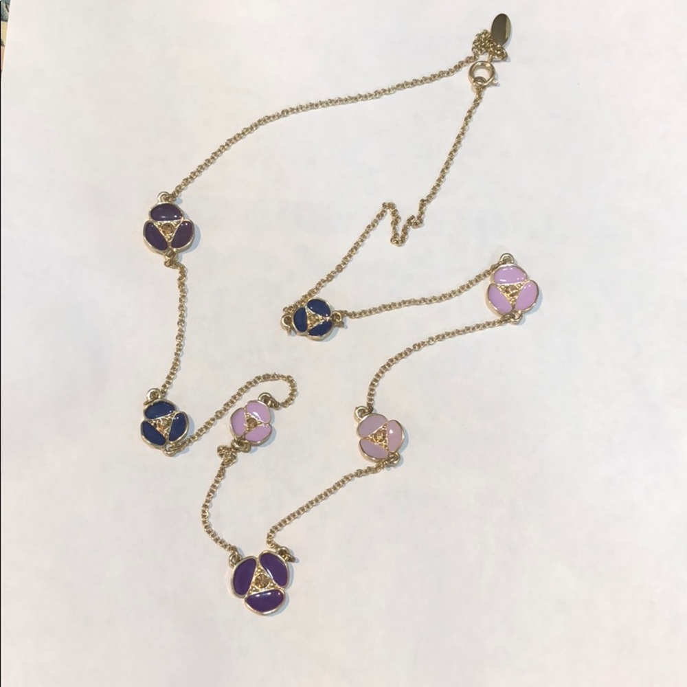 Ann Taylor Flower Necklace